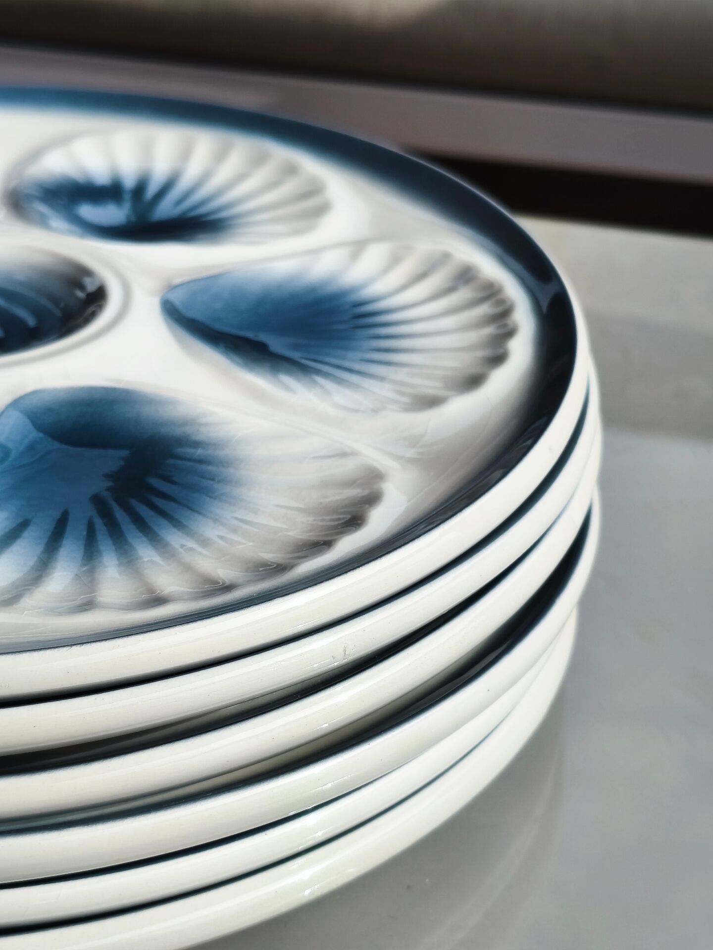 6 oyster plates Moulin des Loups