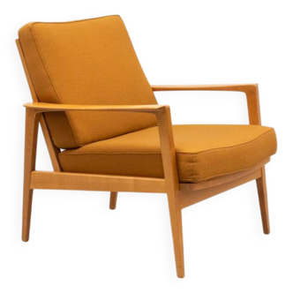 Mid-Century Walter Knoll Antimott Armchair