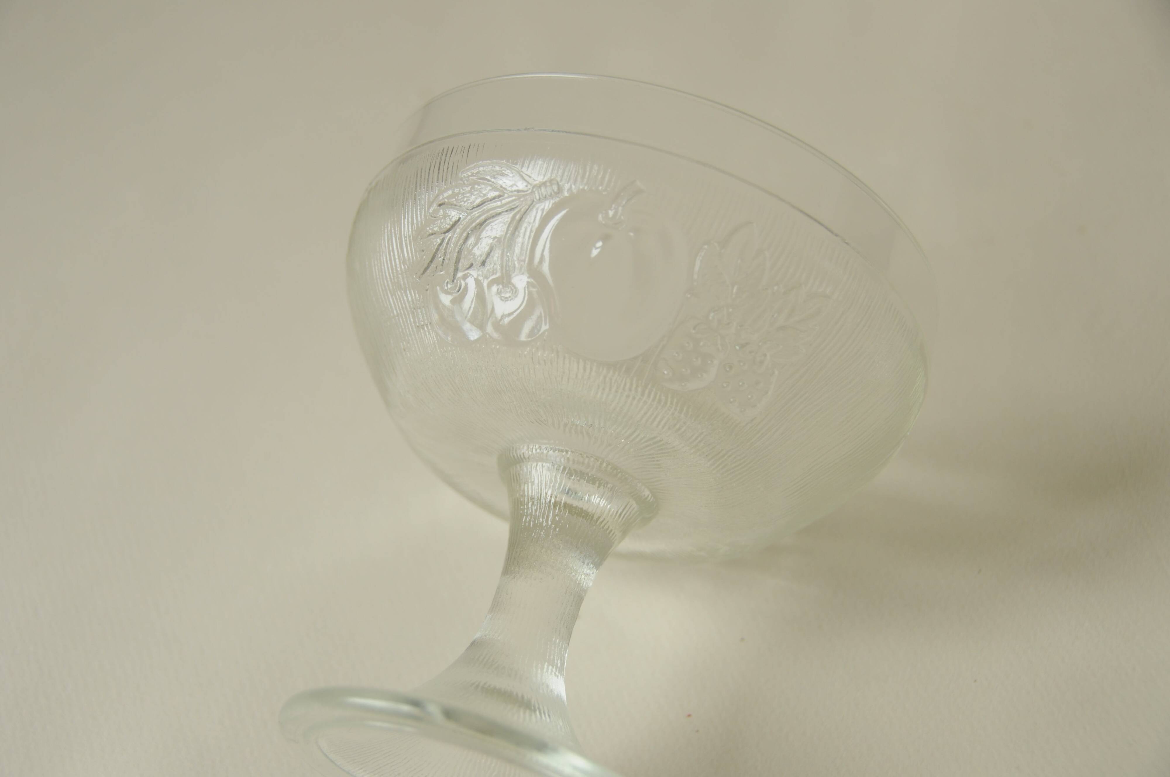 Vintage footed dessert bowls in molded glass - fruit motifs