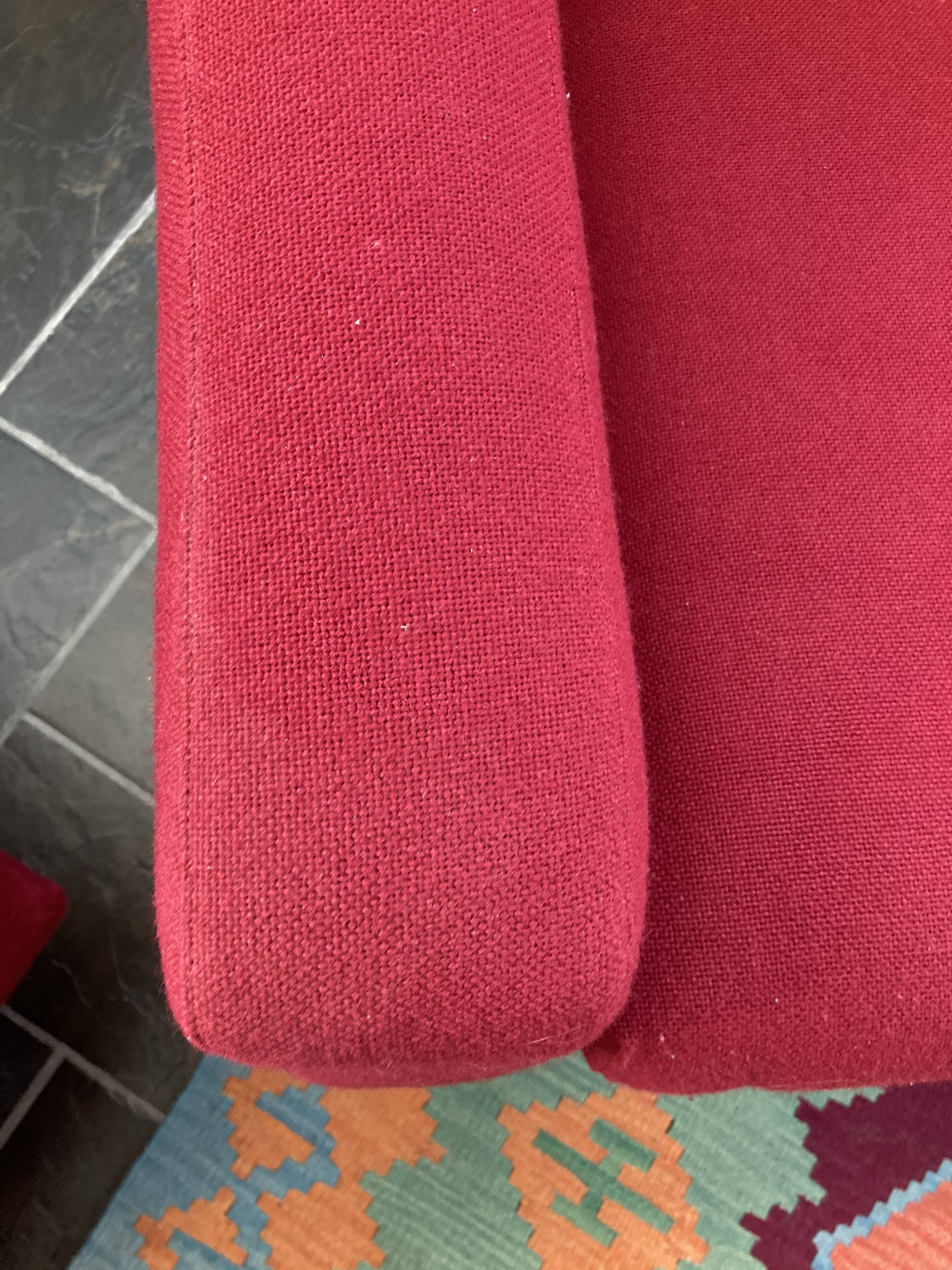 Airborne G10 chair by Pierre Guariche