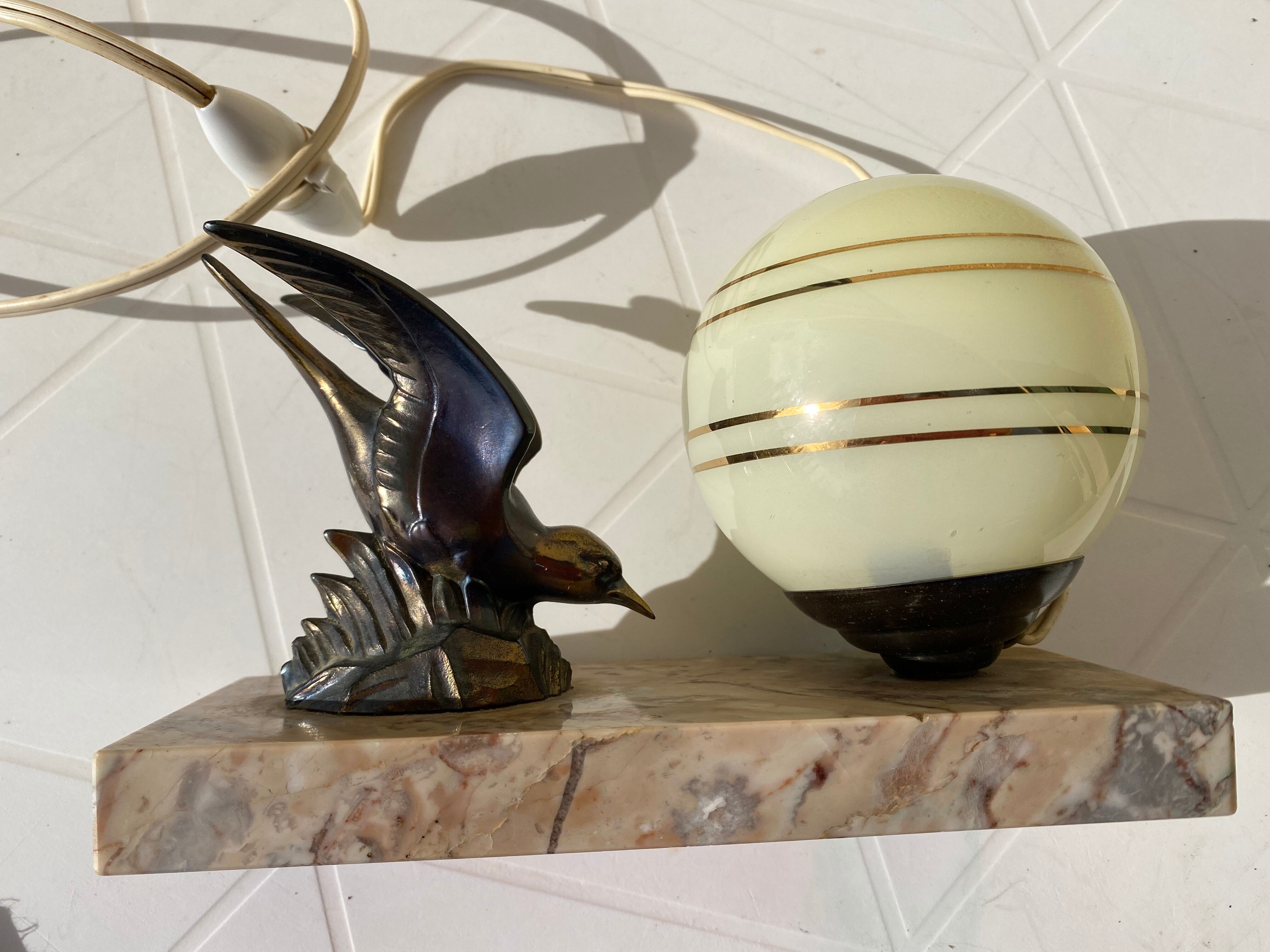 Vintage bird art deco lamp