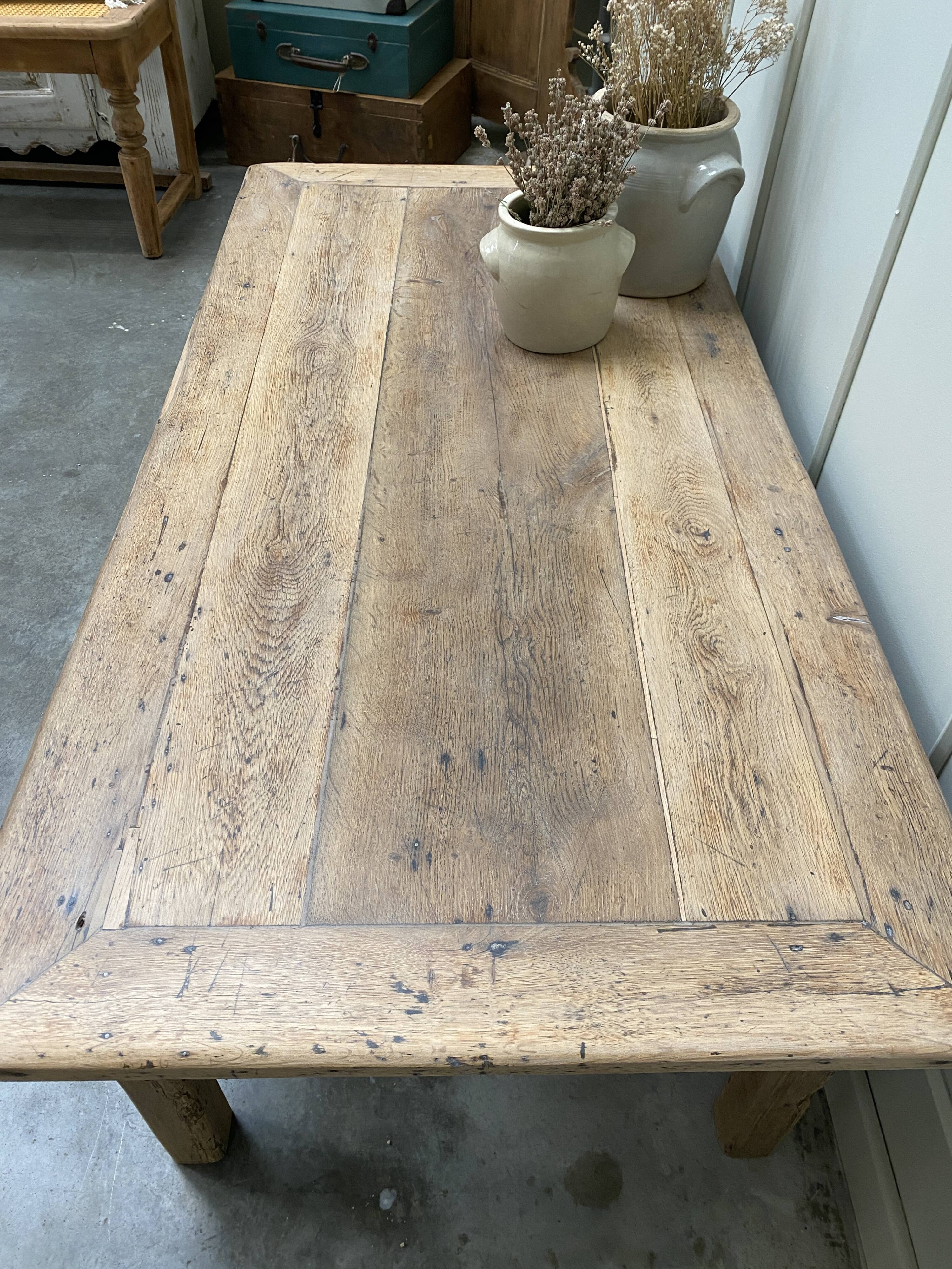 Table basse de ferme