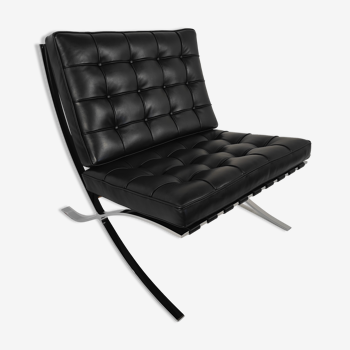 Chaise  Barcelona de Mies Van Der Rohe pour Knoll