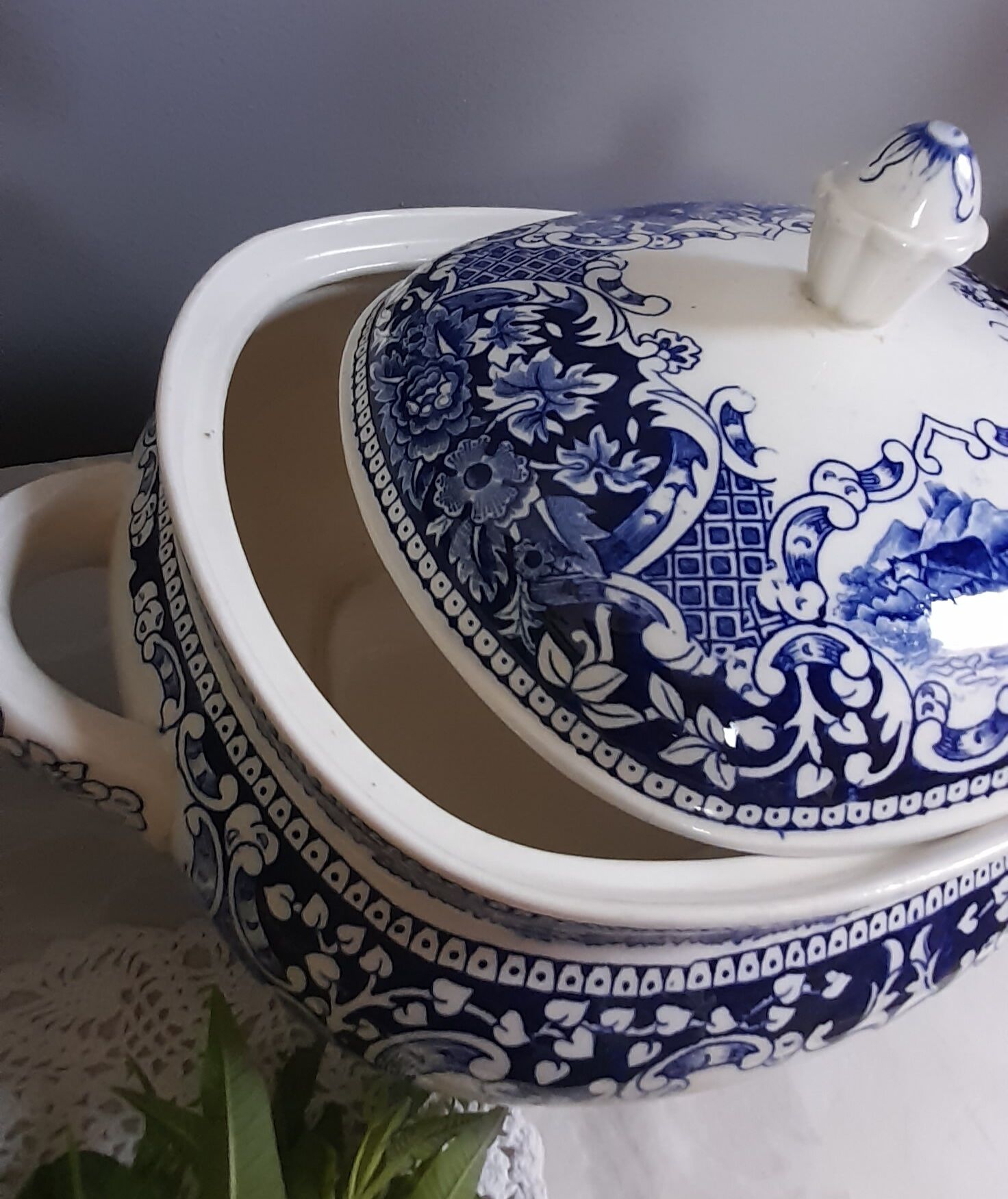 Royal Sphinx Old Soup Maastricht/ Cambridge - old England