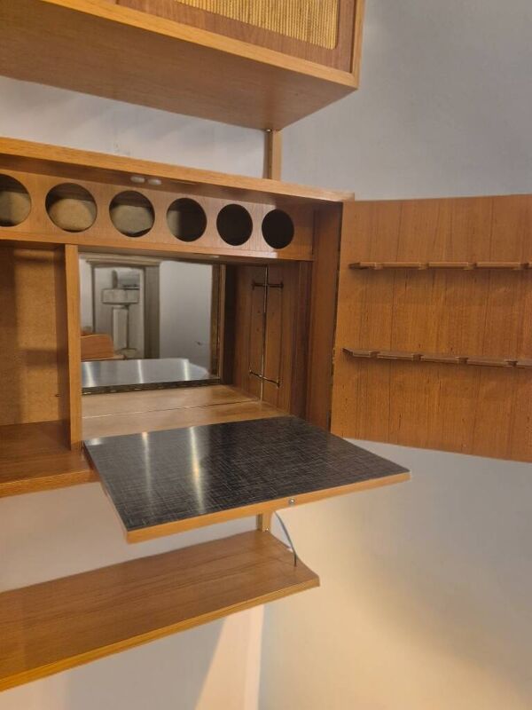 Meuble bar Scandinave en teck, fixation murale, 1960s