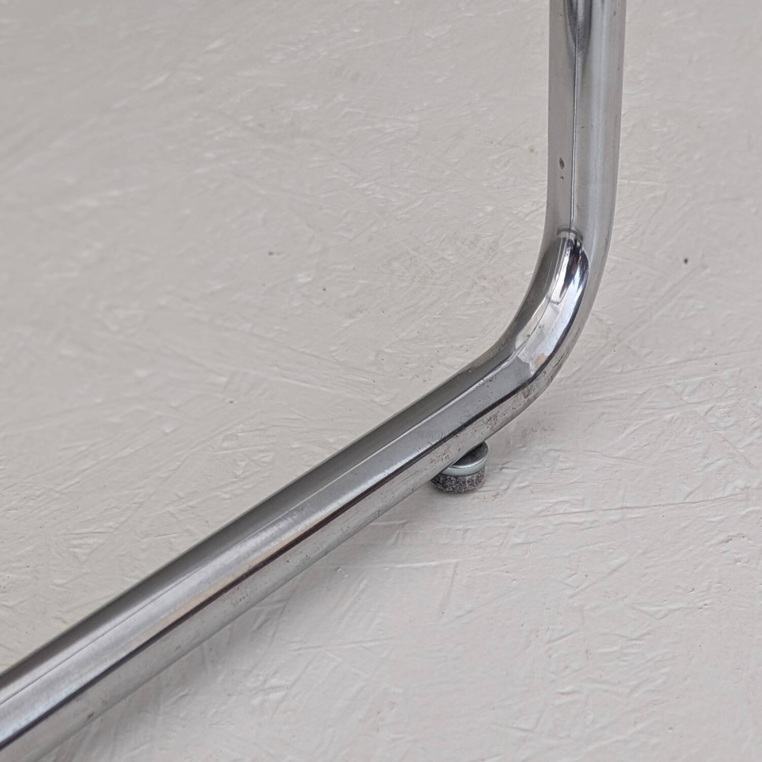 Table B 27 en acier tubulaire de Marcel Breuer, années 1930