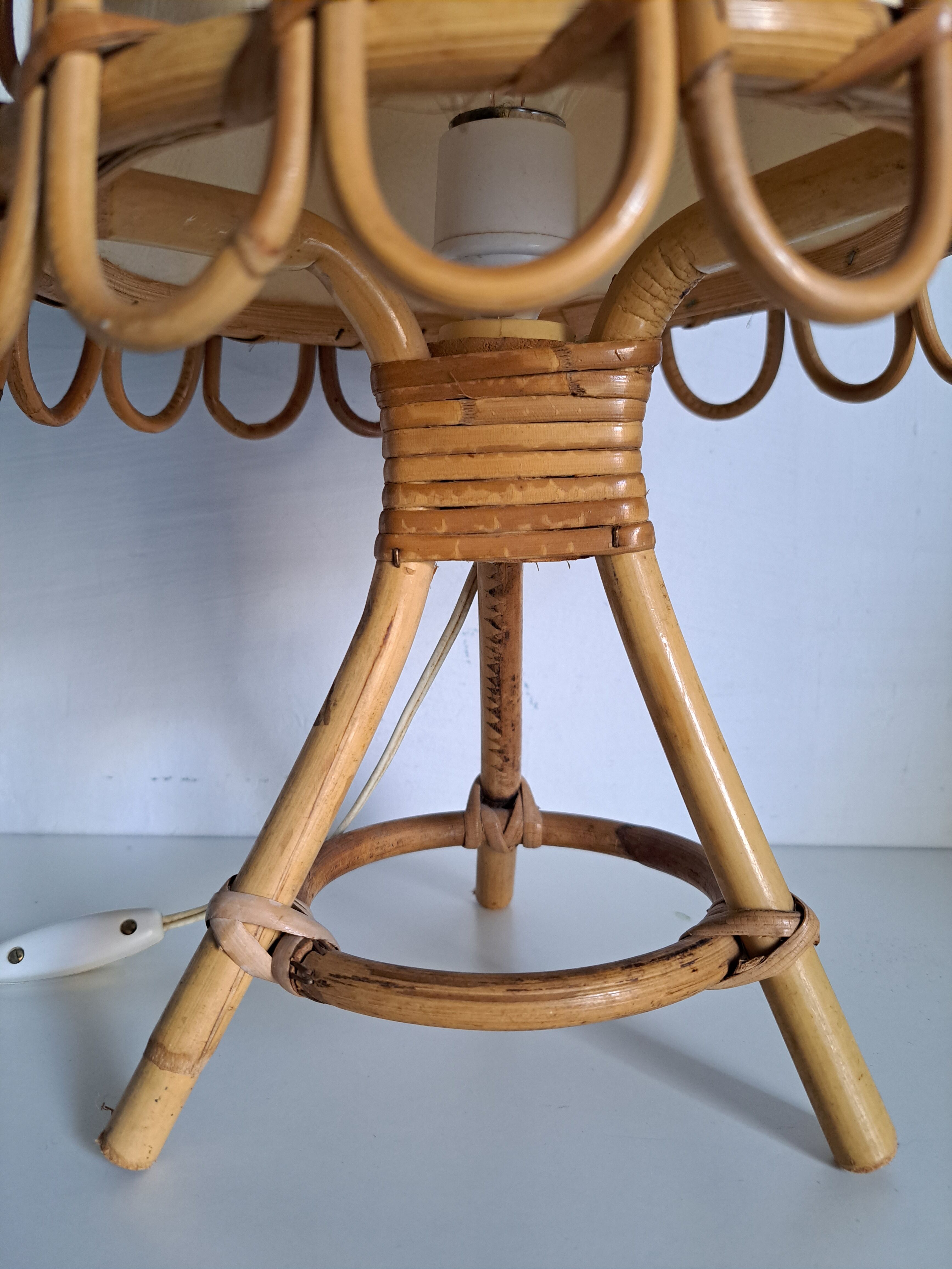 Vintage bamboo bedside lamp