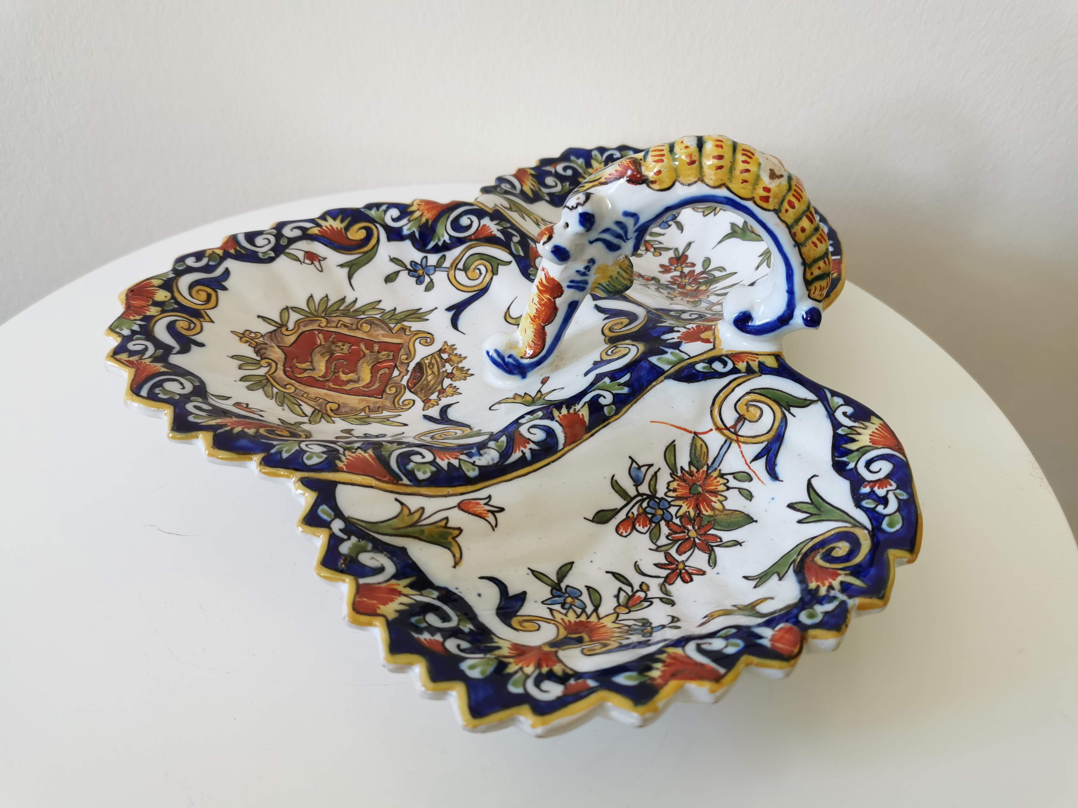Faience servant of Desvres late nineteenth, early twentieth