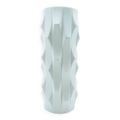 Vase abstrait en porcelaine