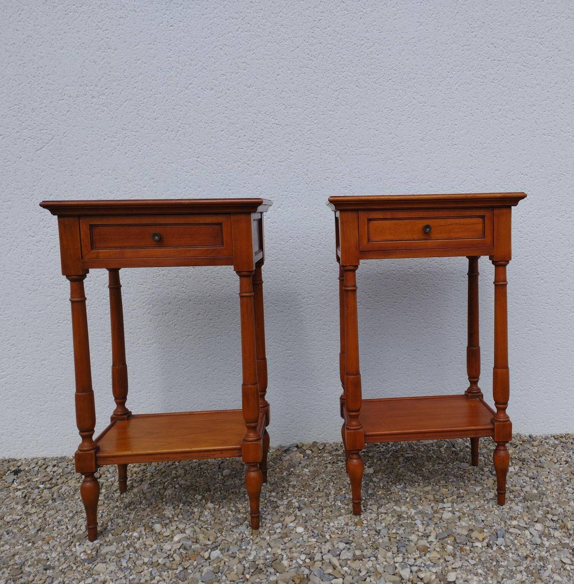 Paire de chevets vintage