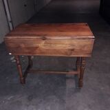 Savoyard flaps in tree table