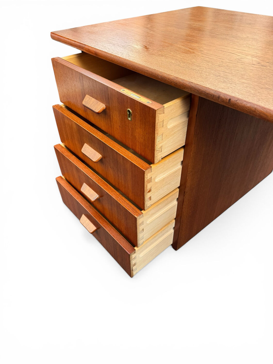 Petit bureau danois – teck – design scandinave – années 1960
