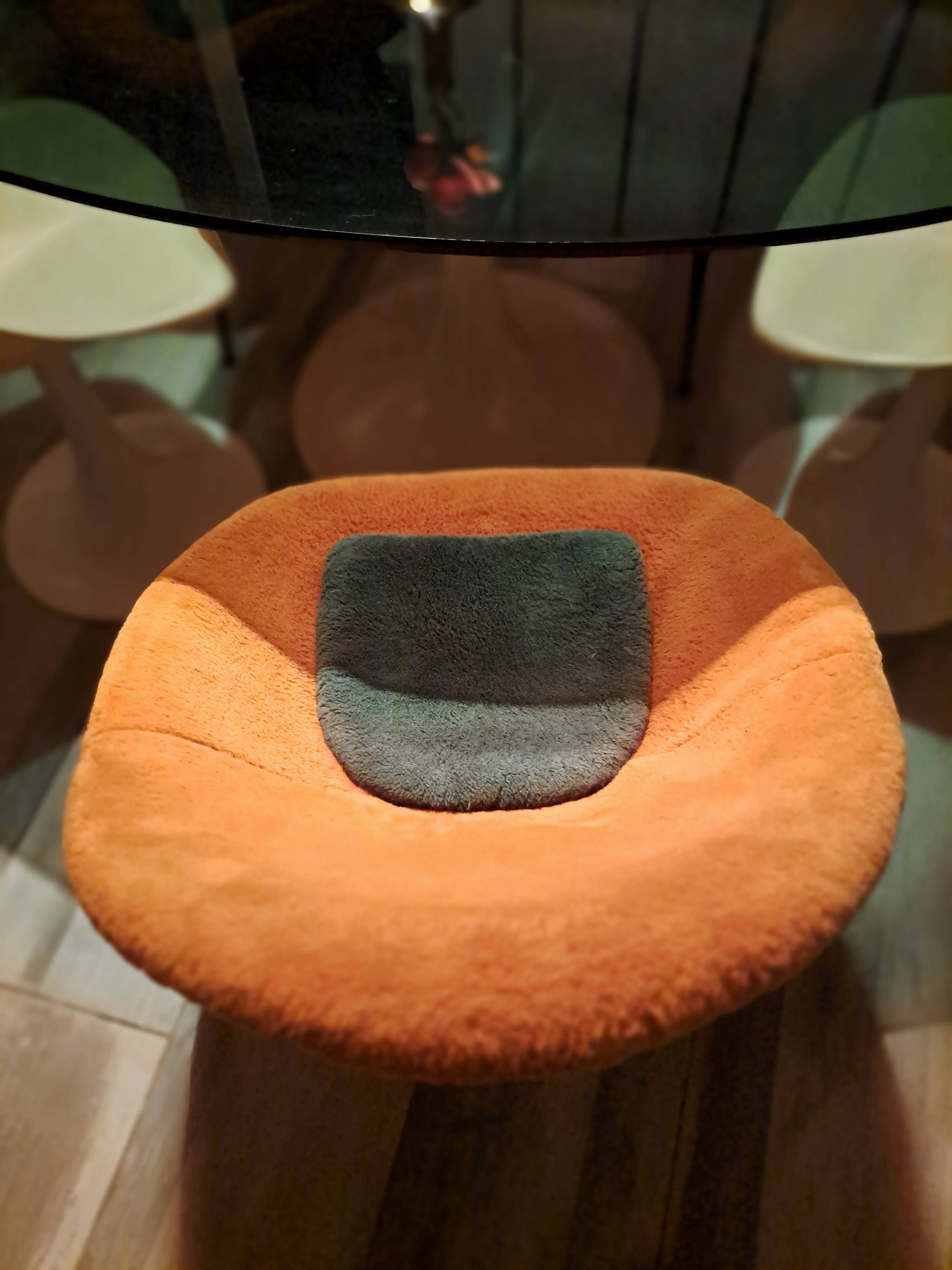 Set of 3 chairs, egg-shaped armchairs with compass legs, 1950