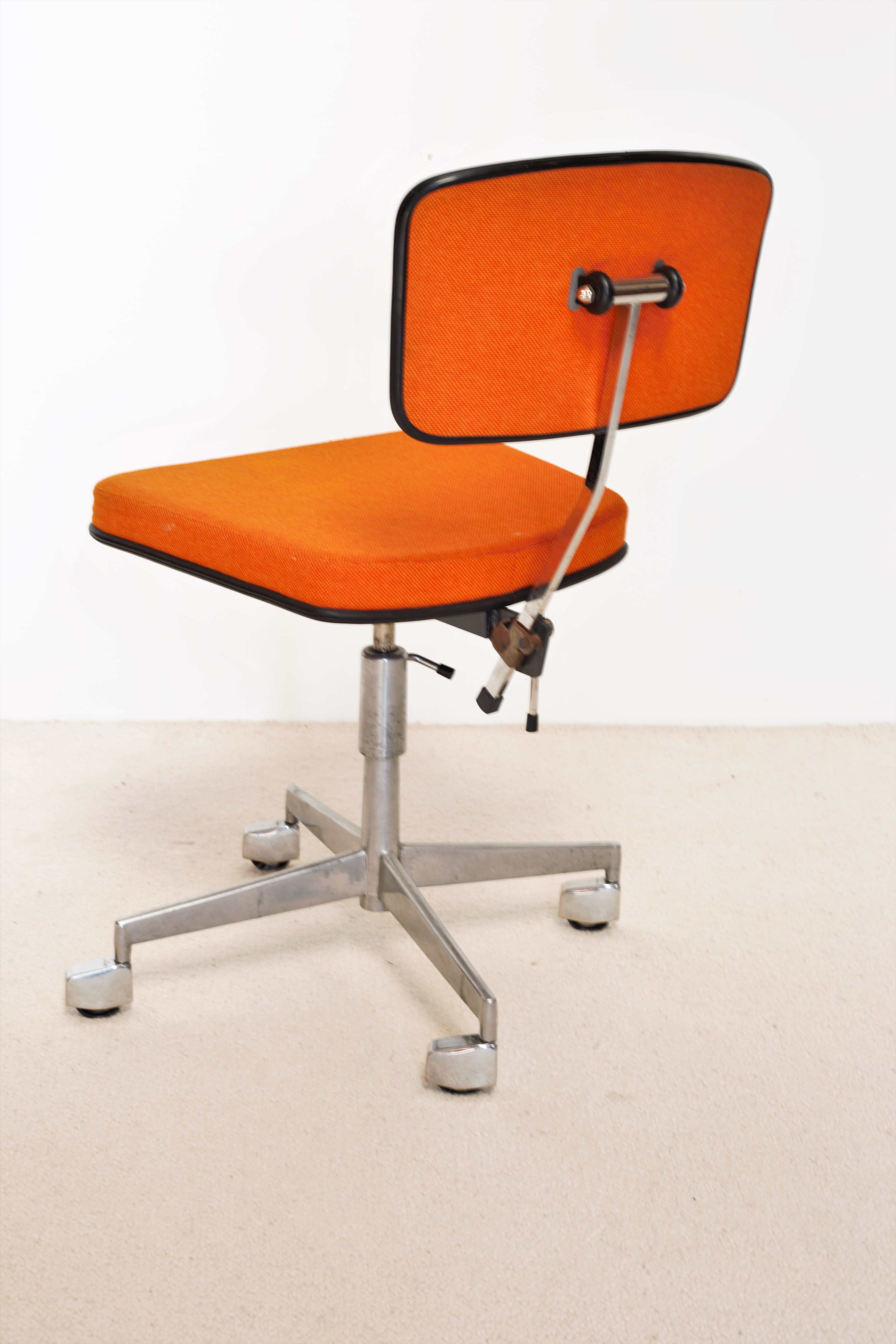 Labofa office chair