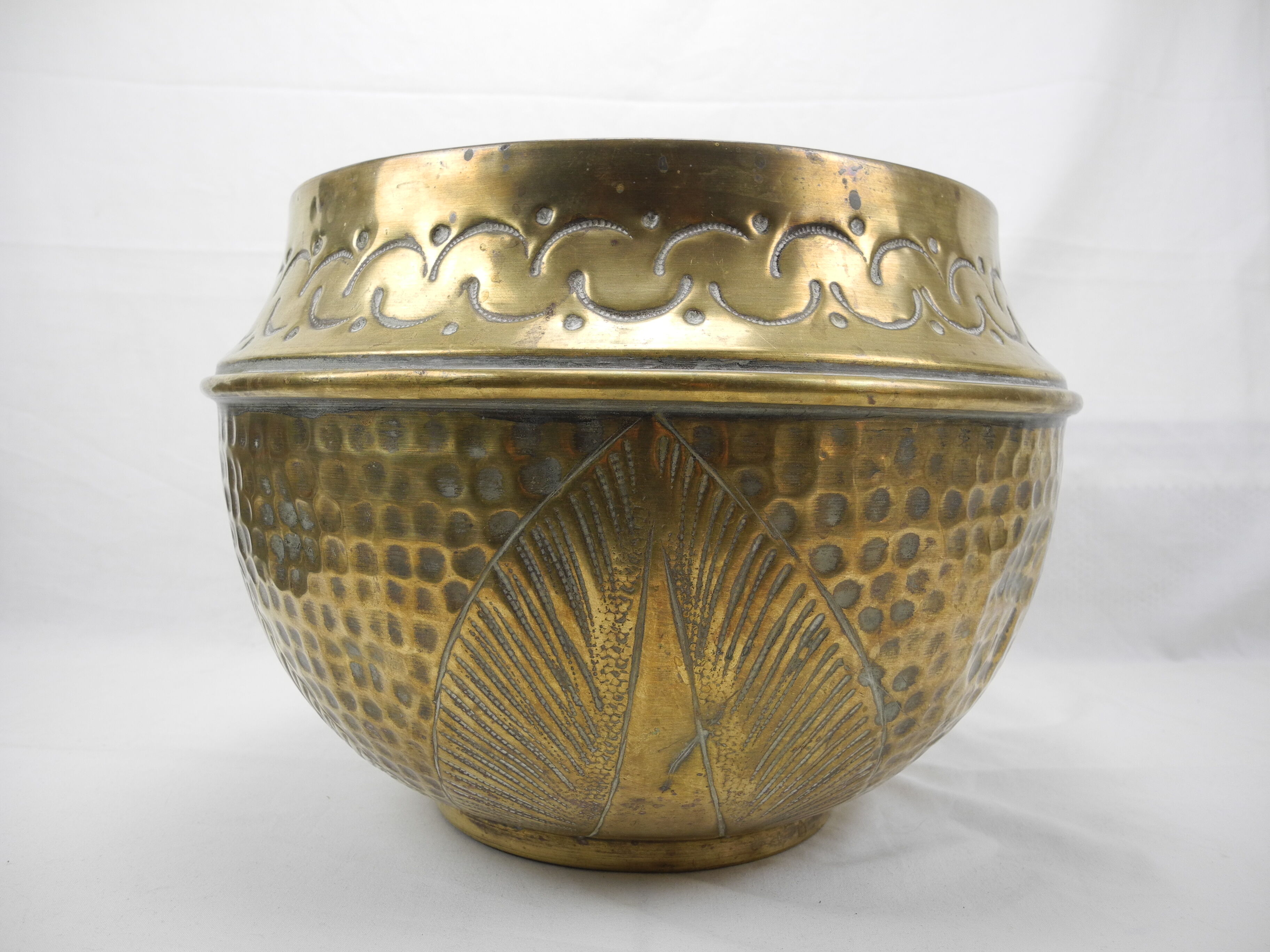 Cache pot laiton doré