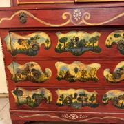 Cabinet bibliothéque Venitien style Louis XV en bois laqué