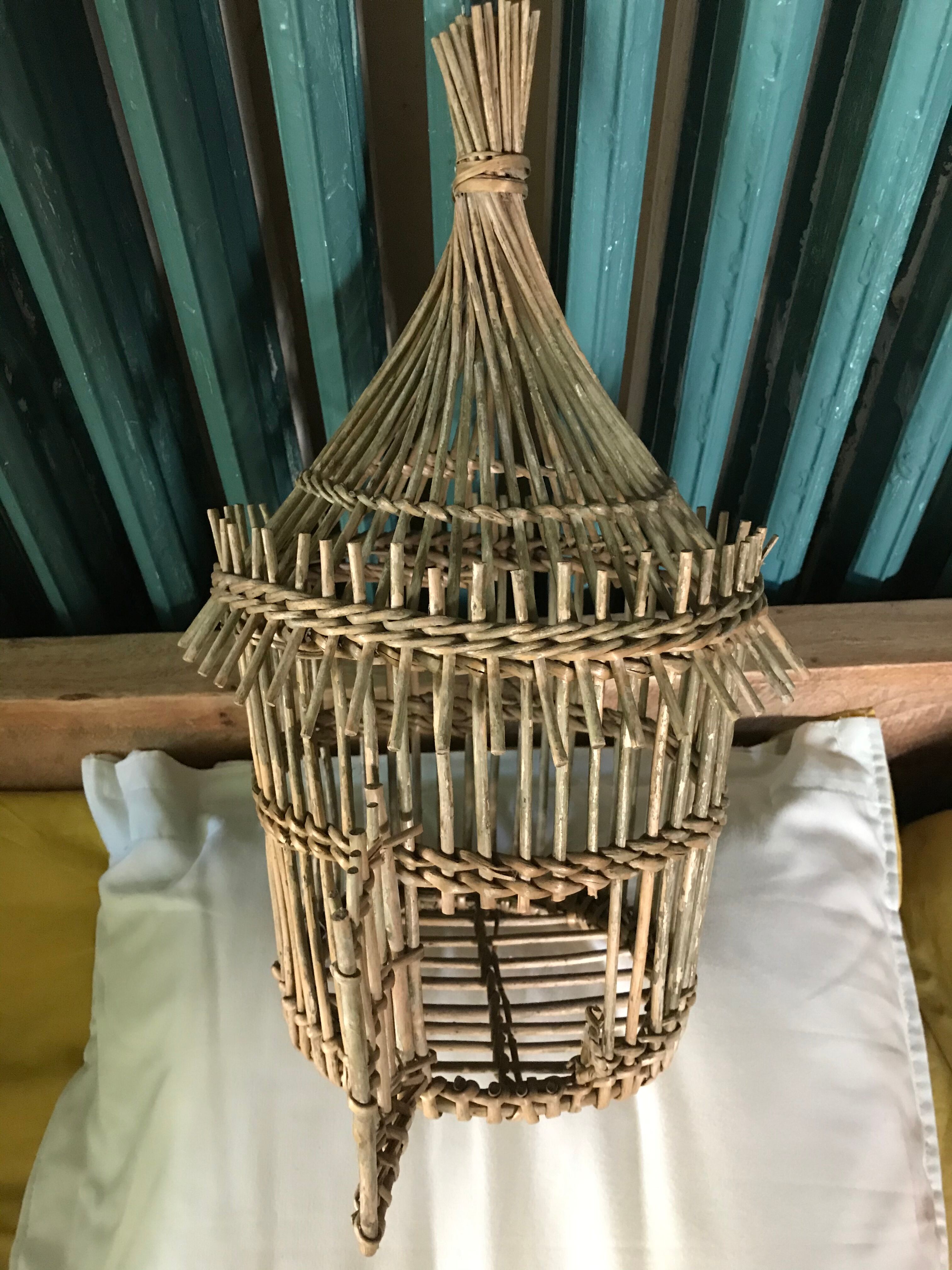 Wicker cage