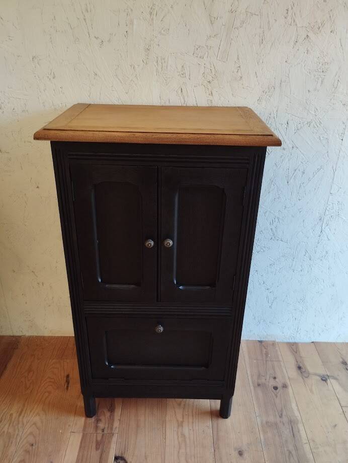 Sideboard, sideboard in black painted wood