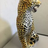 Leopard statue