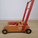 Chariot de marche avec bac à jouets en bois