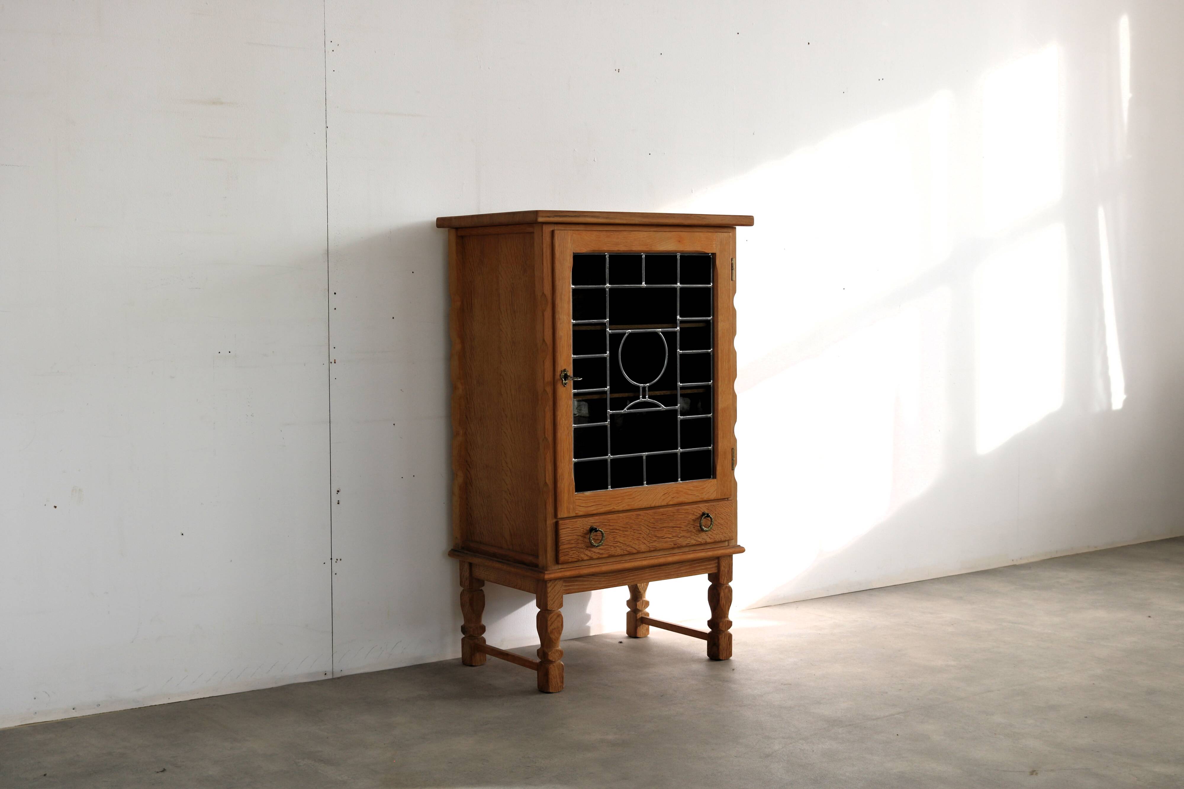 Table de chevet vintage en chêne Kjaernulf