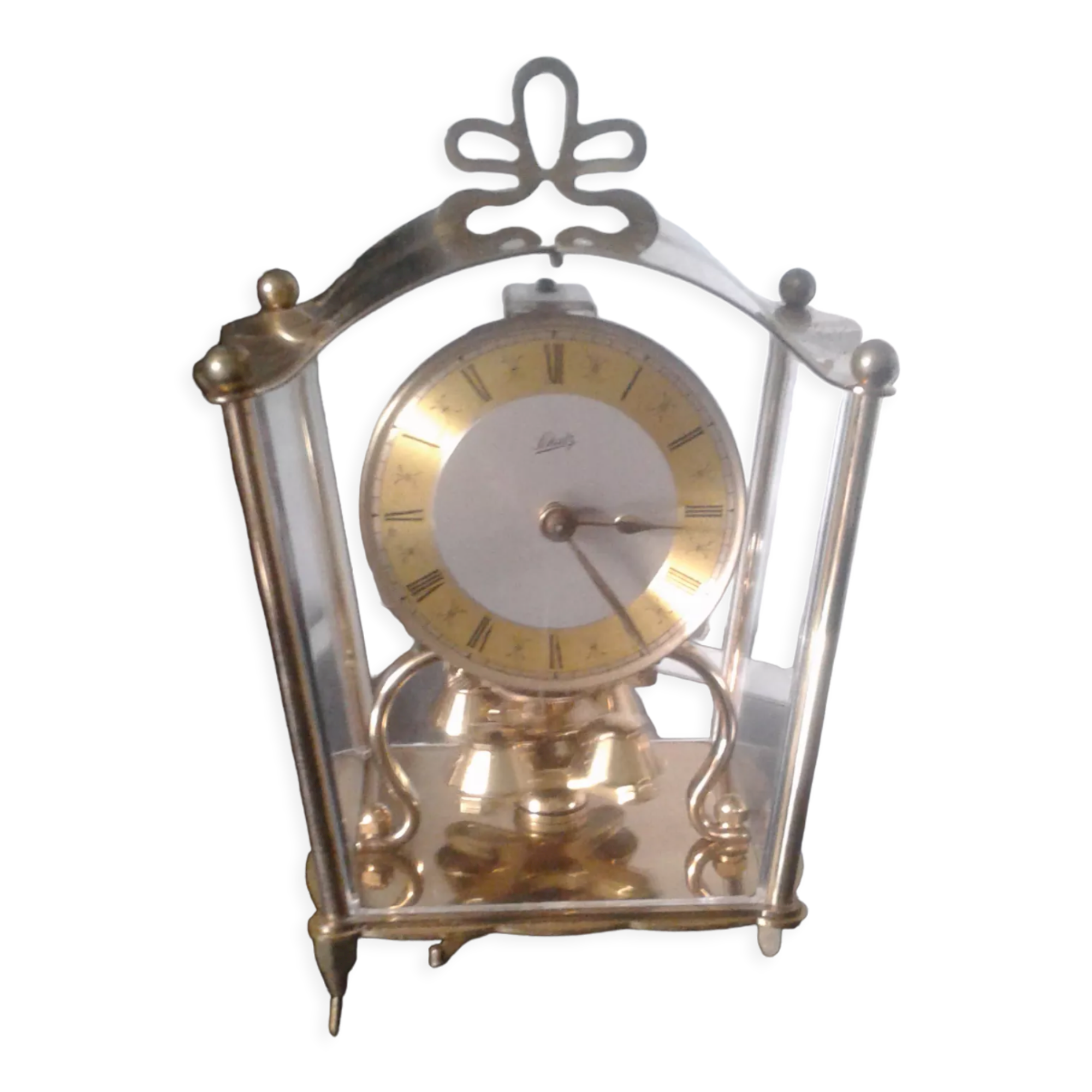 Horloge SCHATZ à quartz 400 jours à pile du XX siècle, Pendule sous cloche en laiton doré ciselé à balancier rotatif, Horloge de cheminée - France