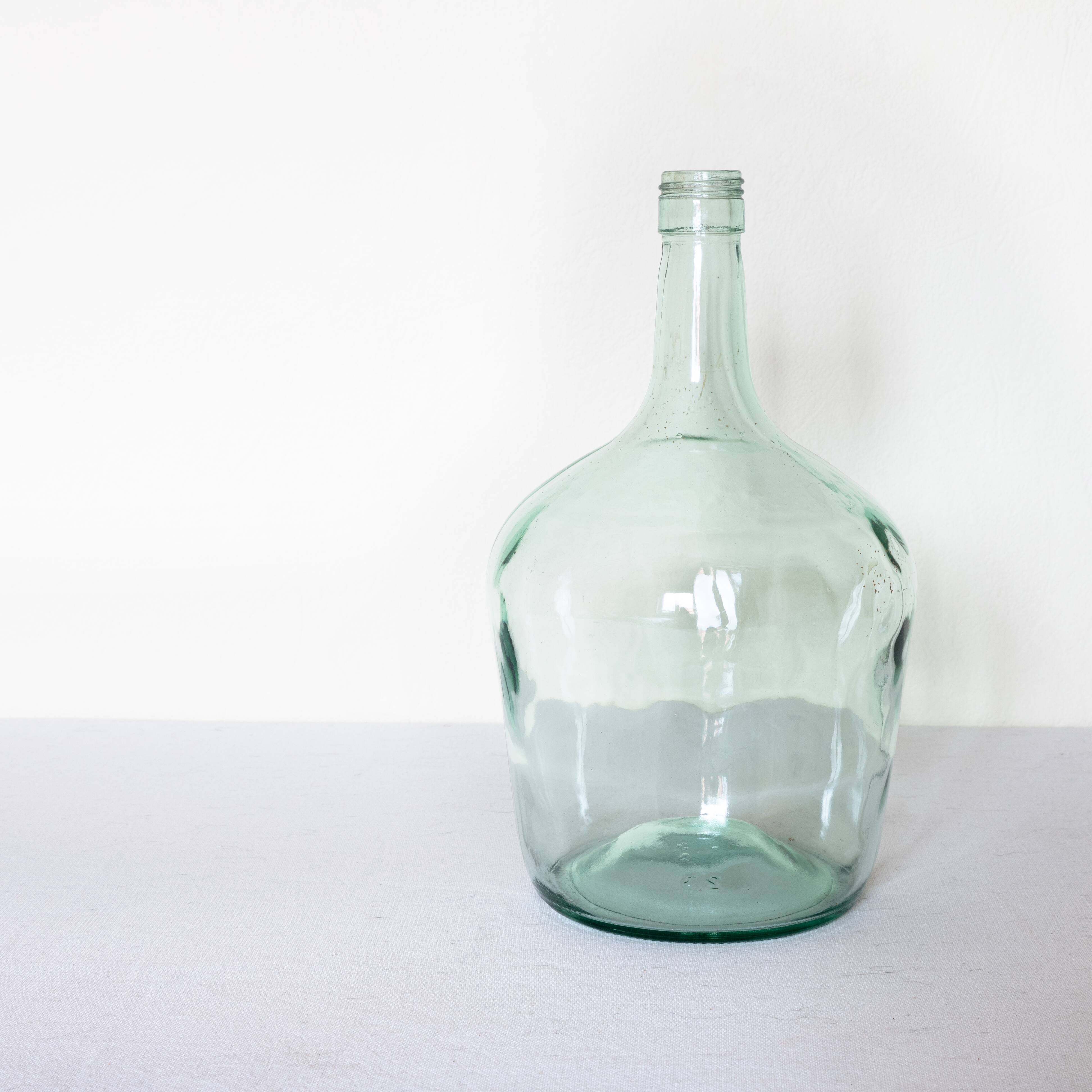 Bonbonne 2 litres transparente reflets bleus