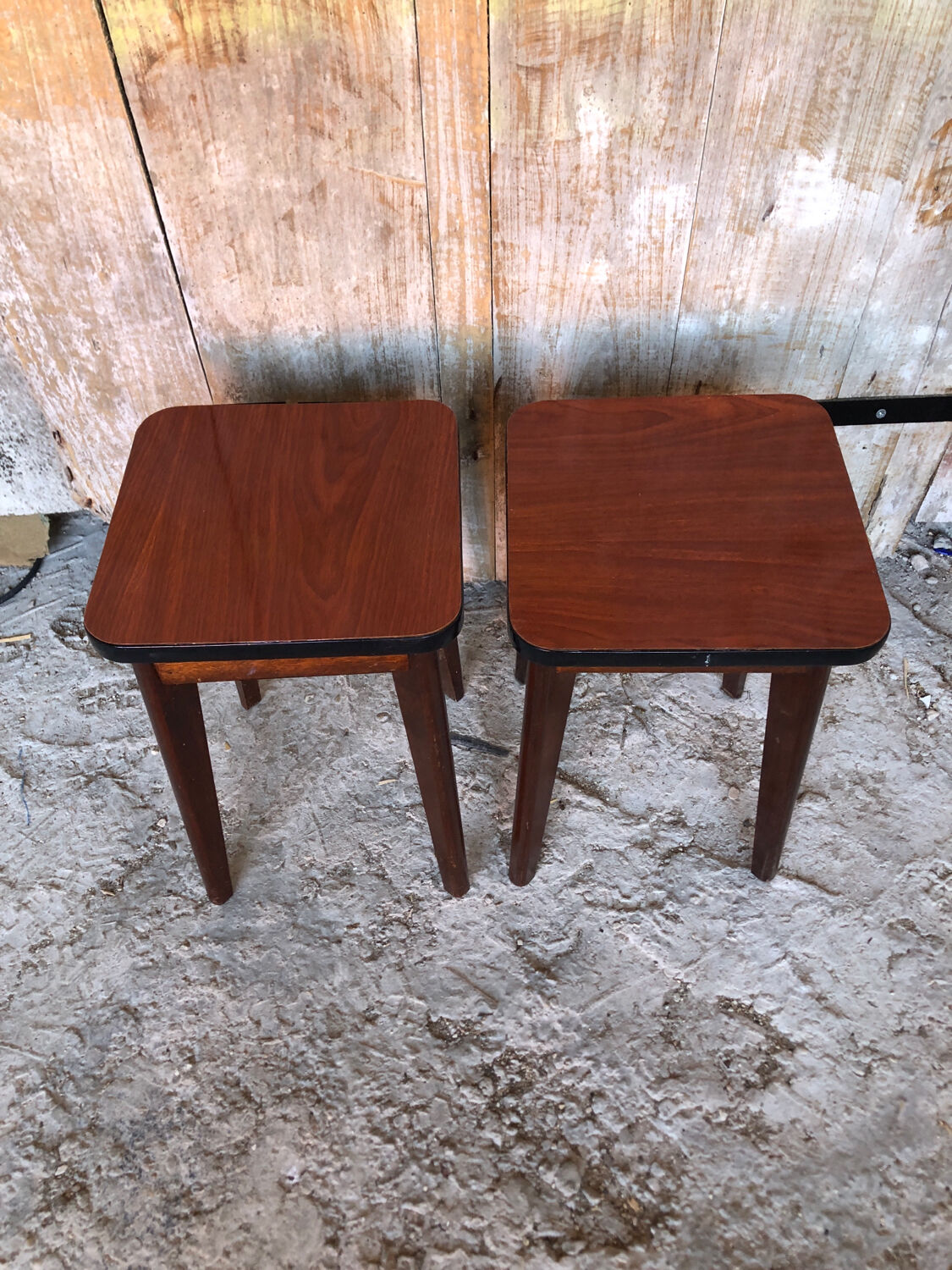 Paire de tabourets style scandinave bois & formica