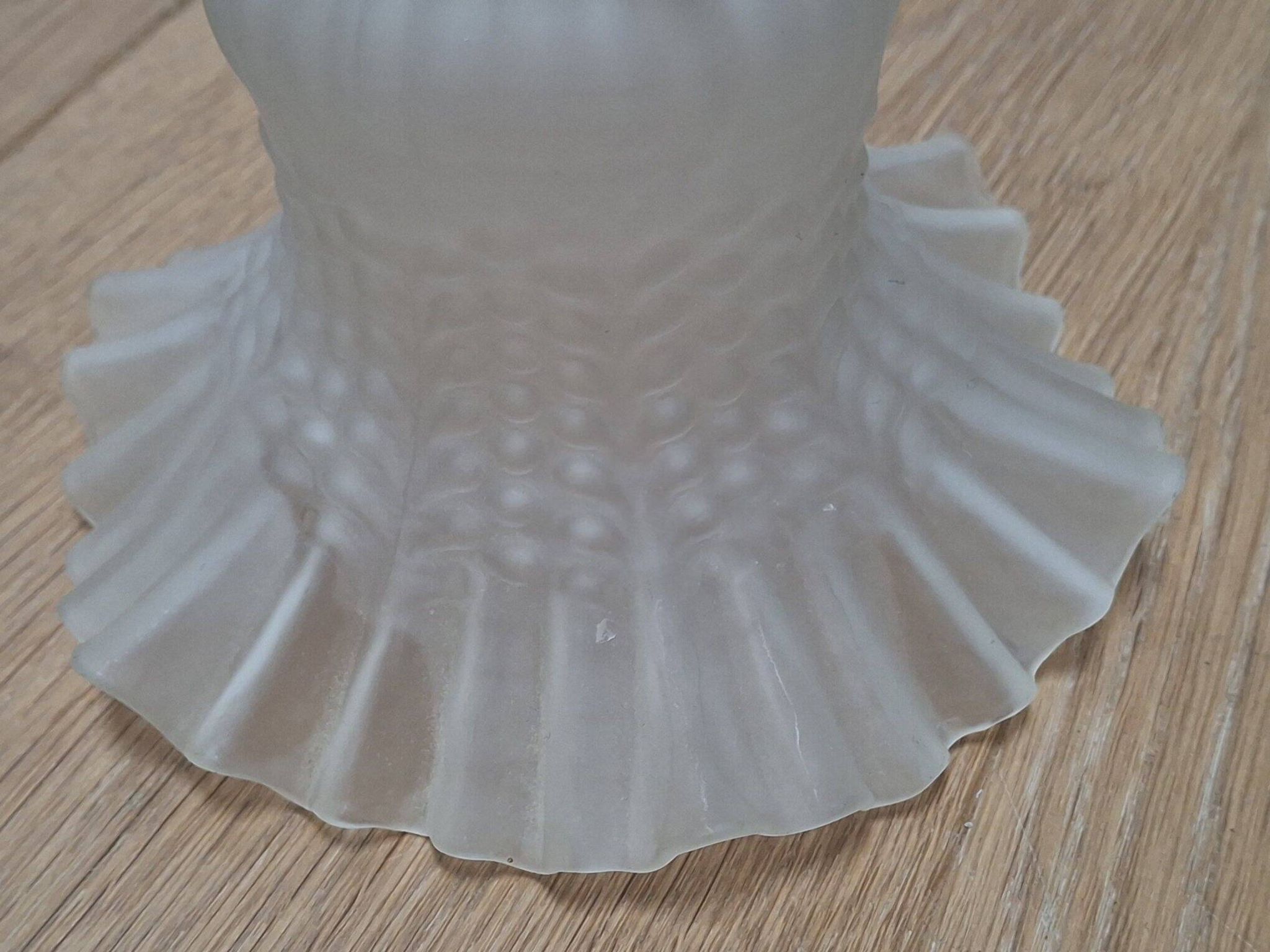 Tulip lampshade in frosted glass and brass claw - 50s