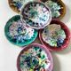Tasses et soucoupes Morvan en céramique émaillée polychrome