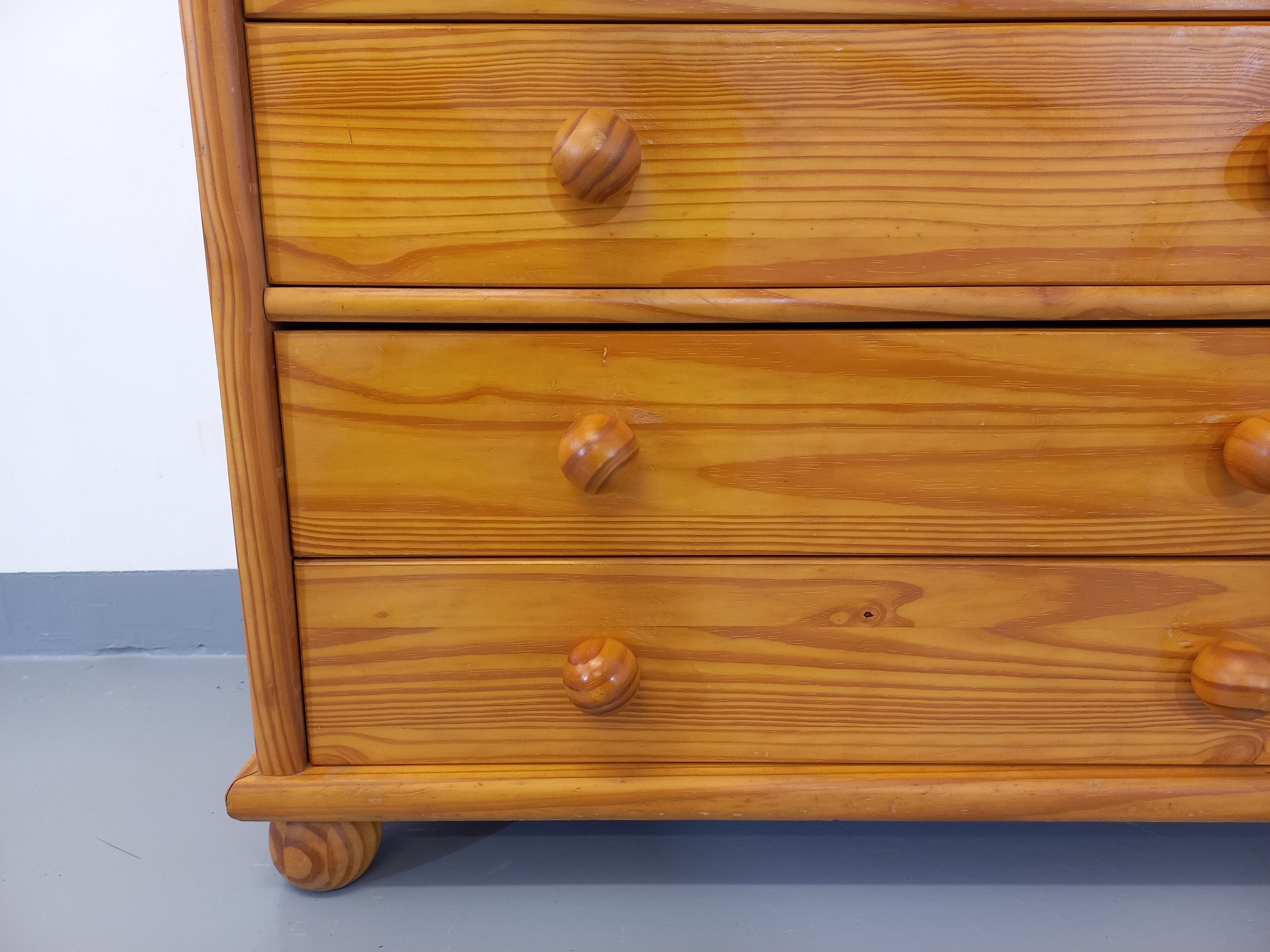 Commode en pin vintage des années 70