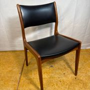 Ensemble de 8 chaises de salle à manger rétro milieu du siècle par Johannes Andersen pour Uldu