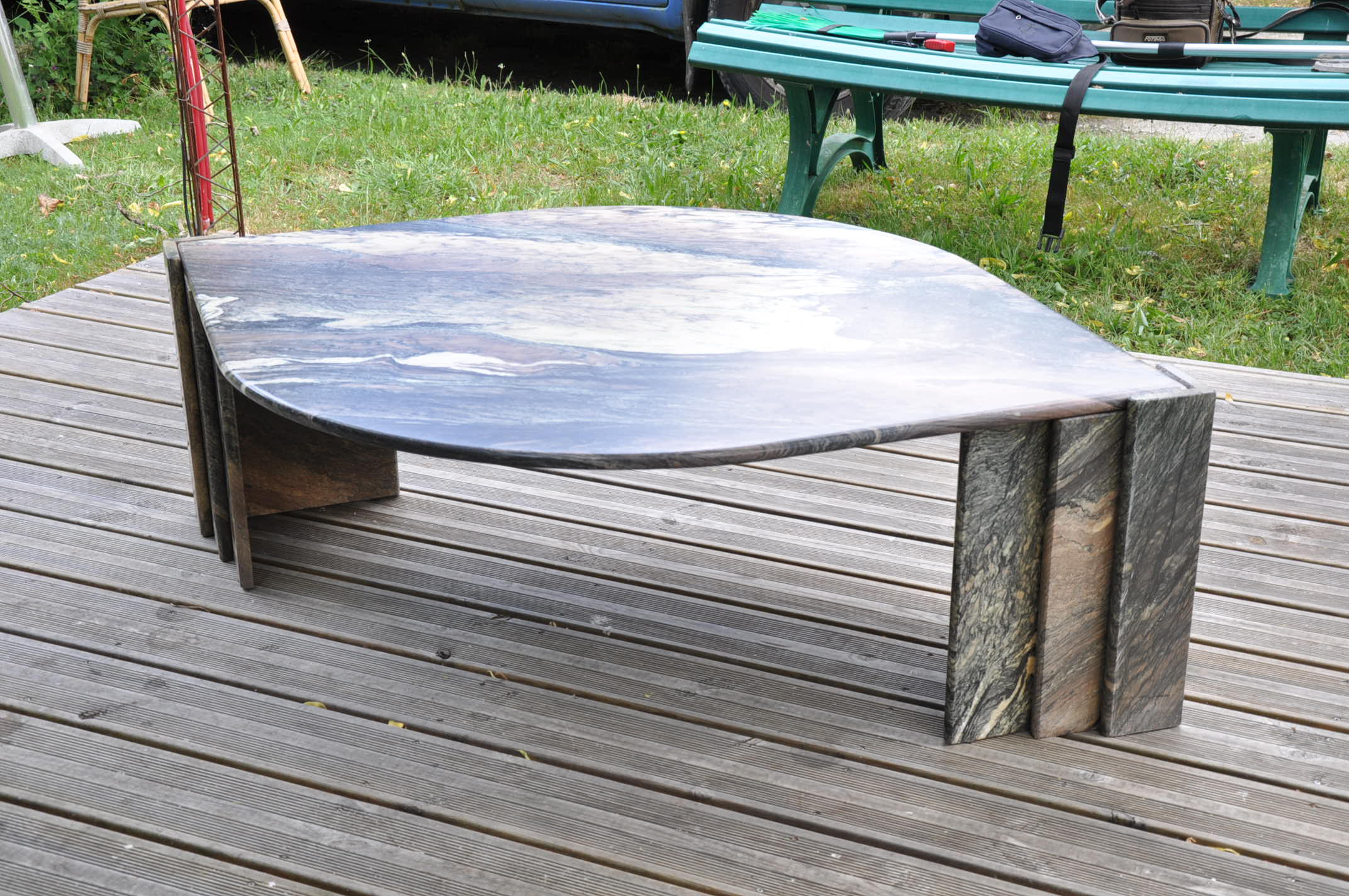 Table basse en marbre des années 70