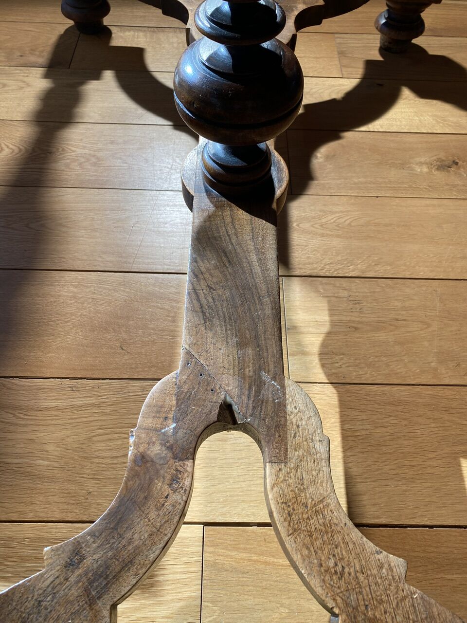 Louis XVIII style table, late 19th century