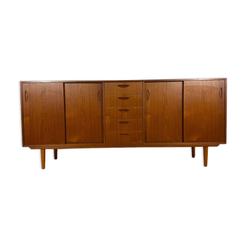 Danish mid-century modern buffet in teak with drawers and sliding doors – 1960s