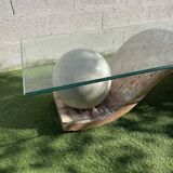 Table basse post moderniste en pierre de Mactan 1980