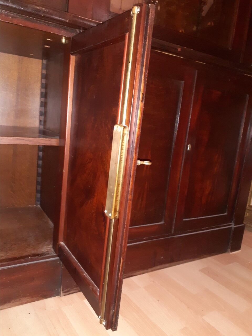 Bibliothèque en Acajou, de style Directoire XX eme