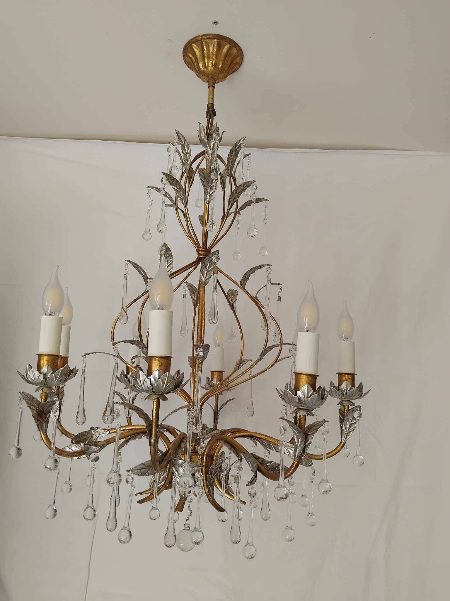 Holywood Regency 70's 8-light chandelier