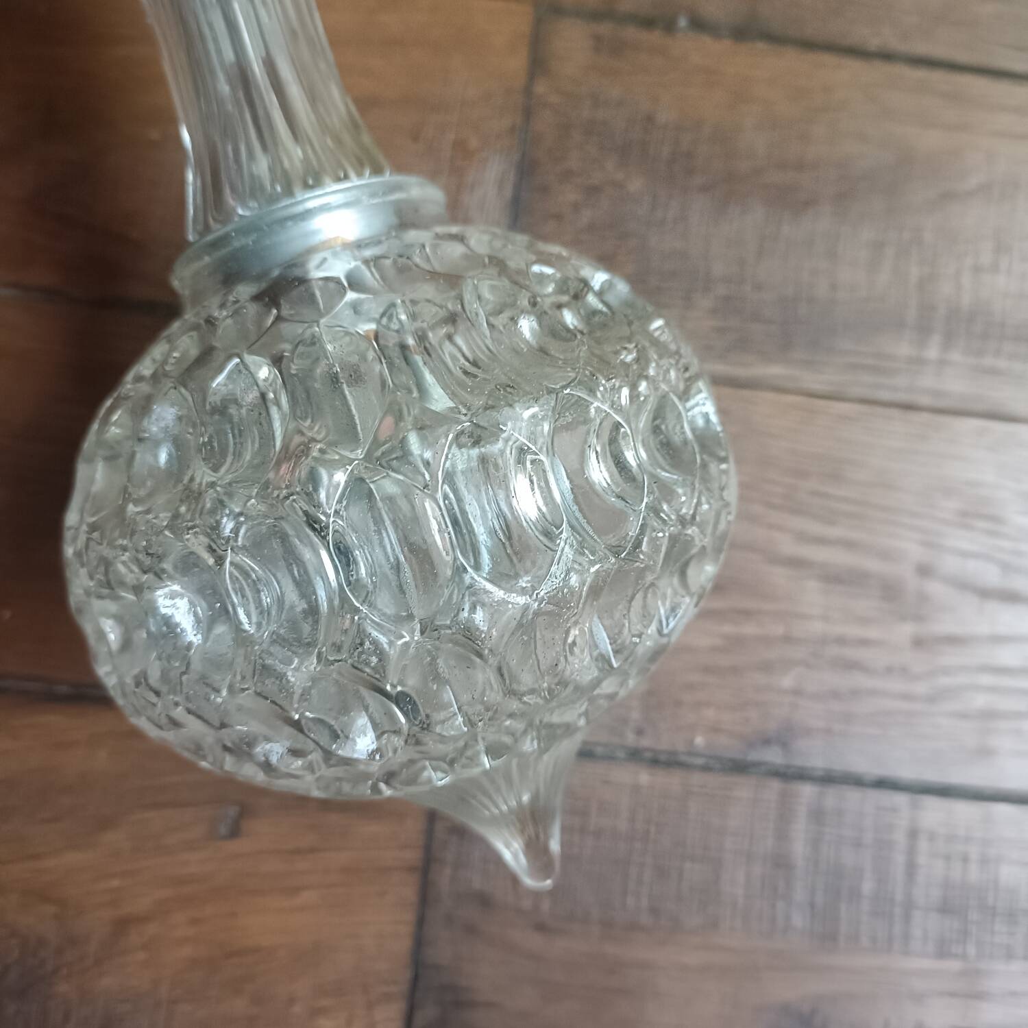 Suspension verre moulé et laiton