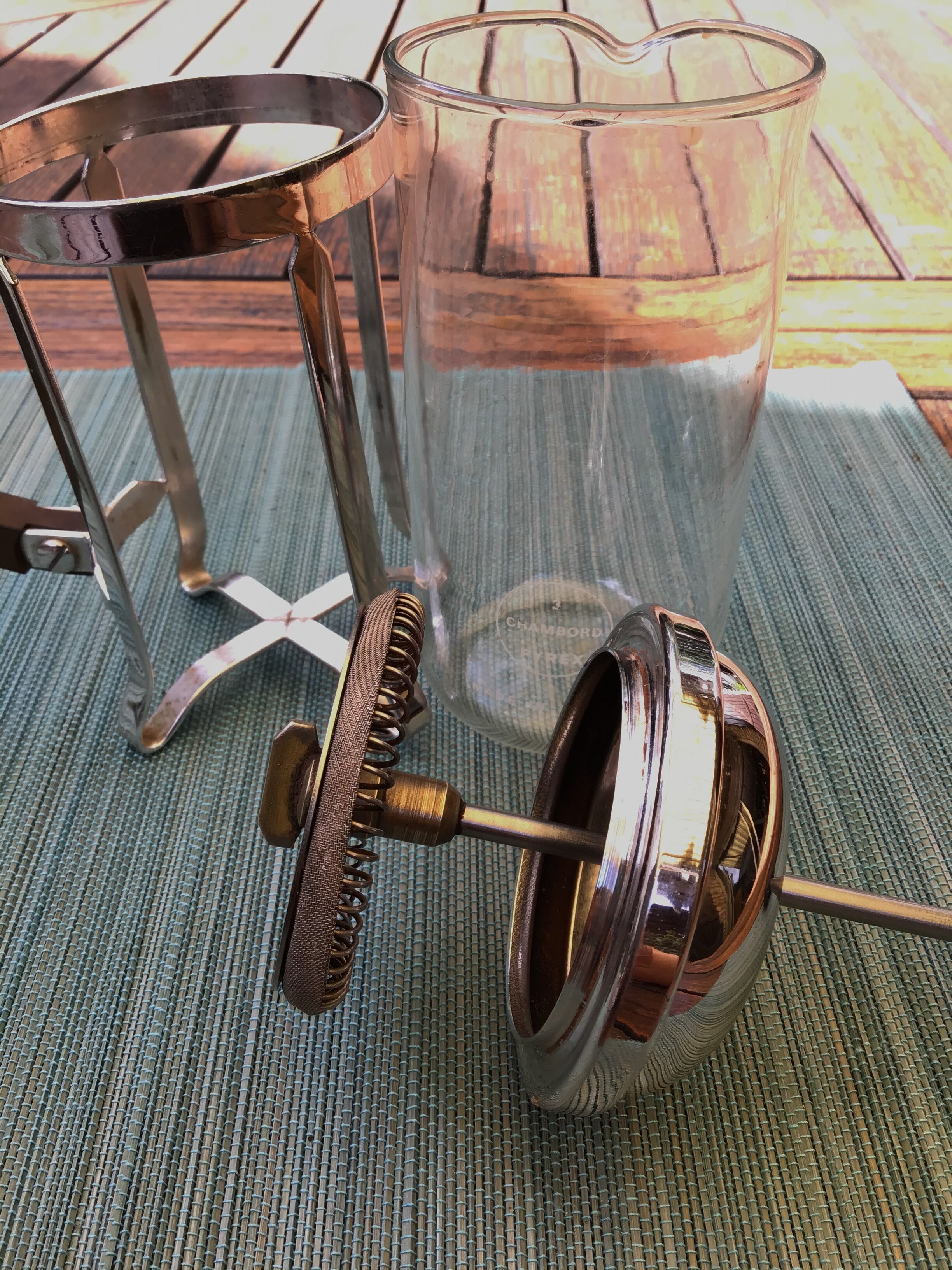 Vintage piston cafeteria