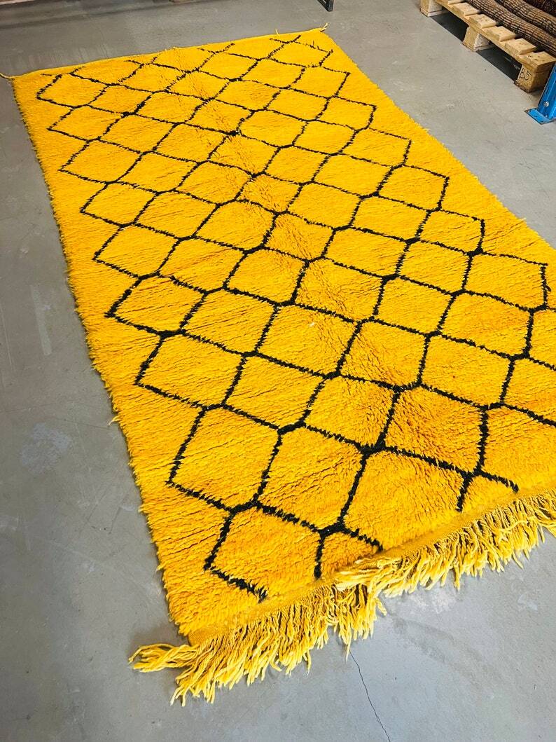 Moroccan Berber rug 250cmx150cm