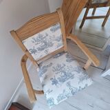 Chair / Armchair in solid wood and blue toile de Jouy