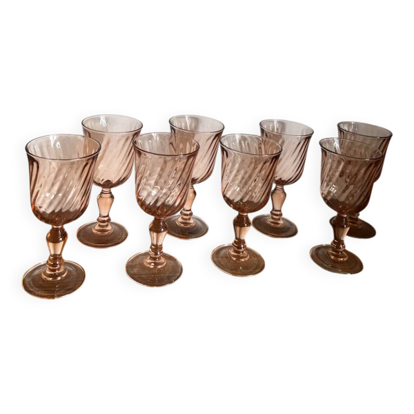 8 verres à pied