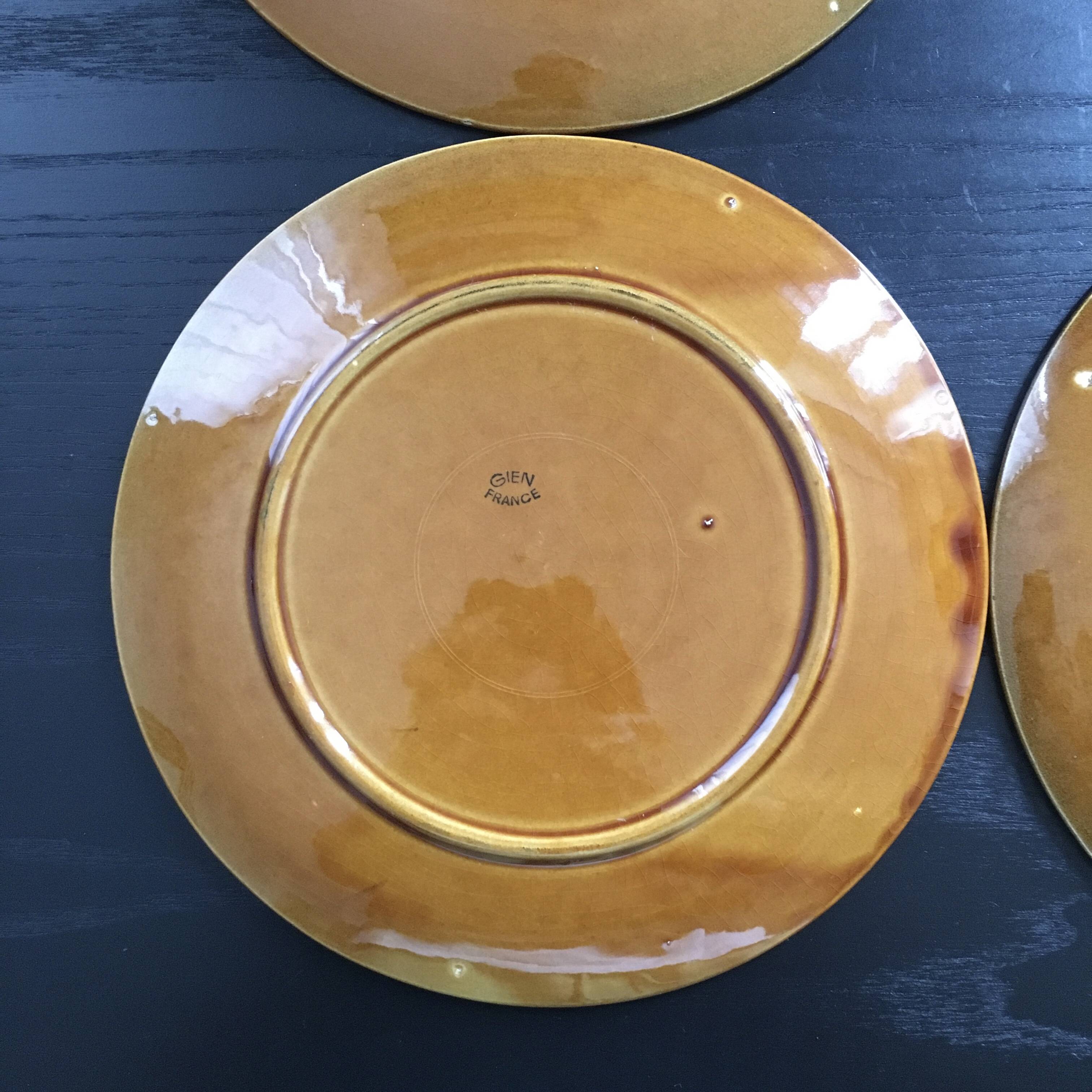 Set of 4 Gien plates
