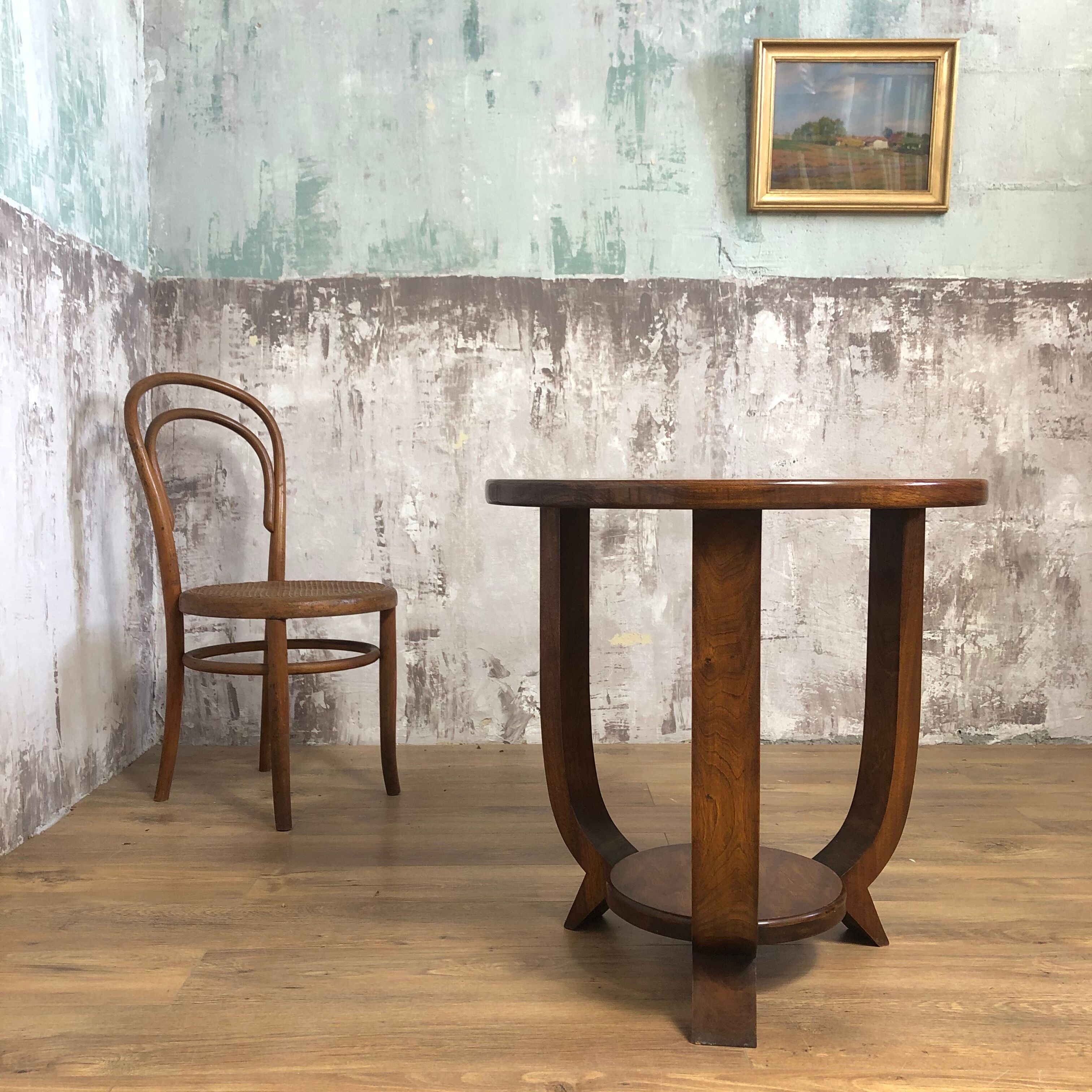 Healing tripode art deco