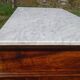 Commode en noyer de style et époque Louis Philippe