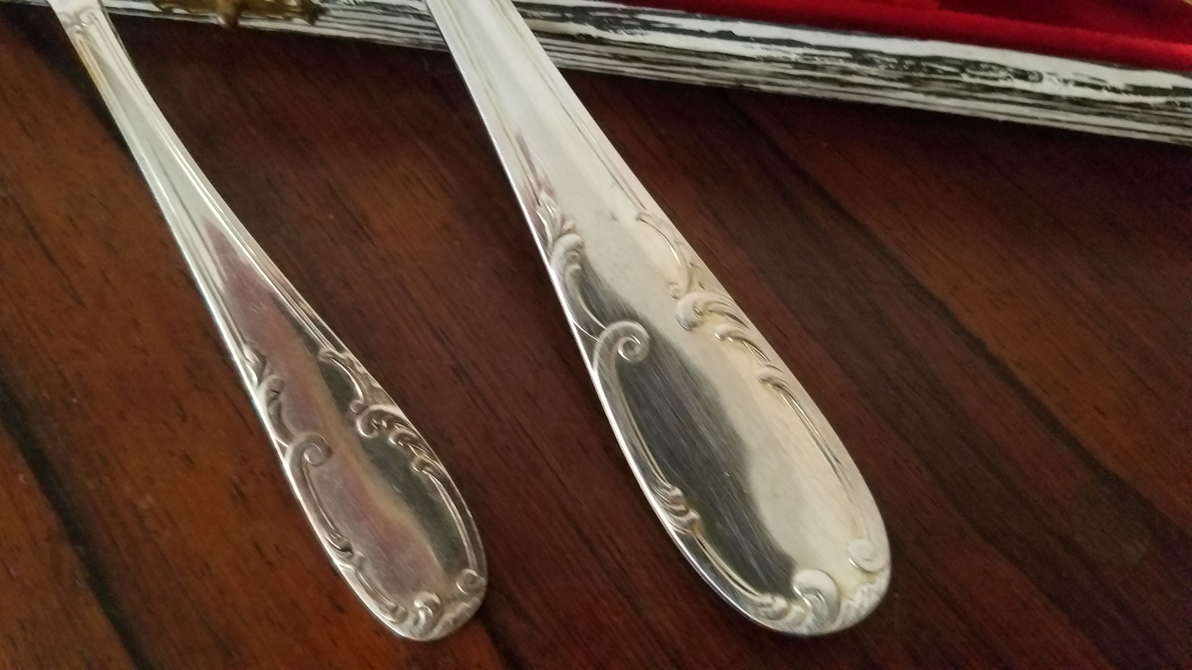 Ménagère à dessert en métal argenté