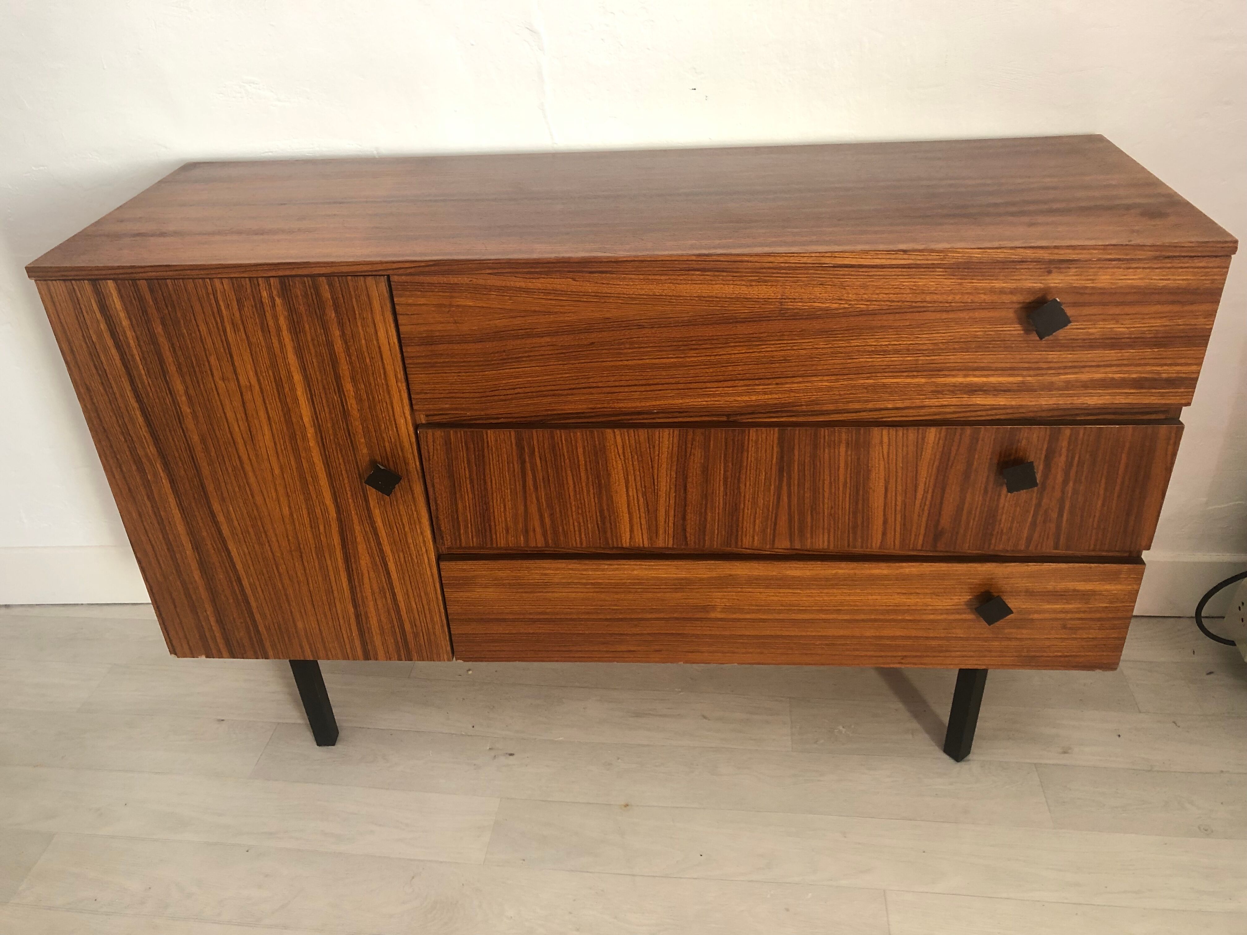 Enfilade wood doors with vintage valves 60s/70s