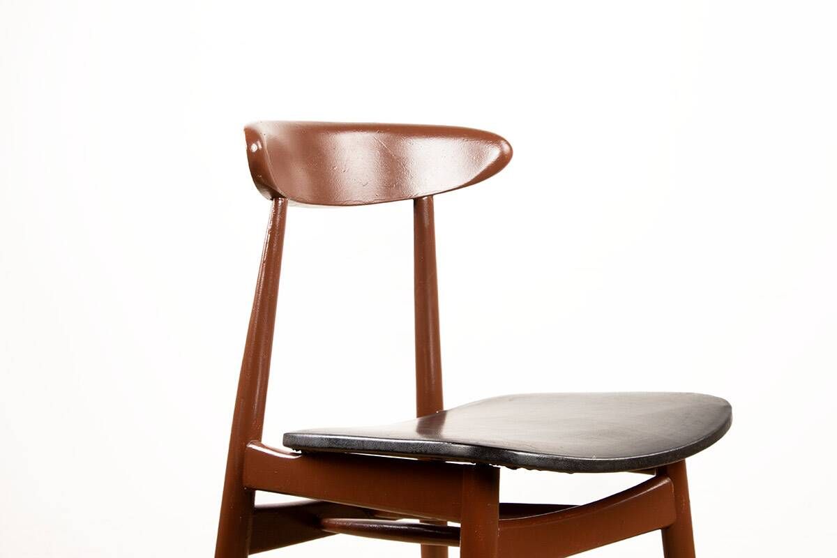Set of 6 Thonet dining chairs, in brown lacquered wood and black leatherette, 1960.