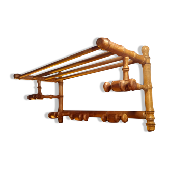 Wall coat rack